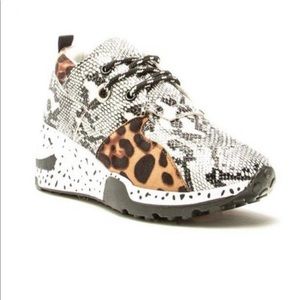 NWT Qupid Animal Print Sneakers
